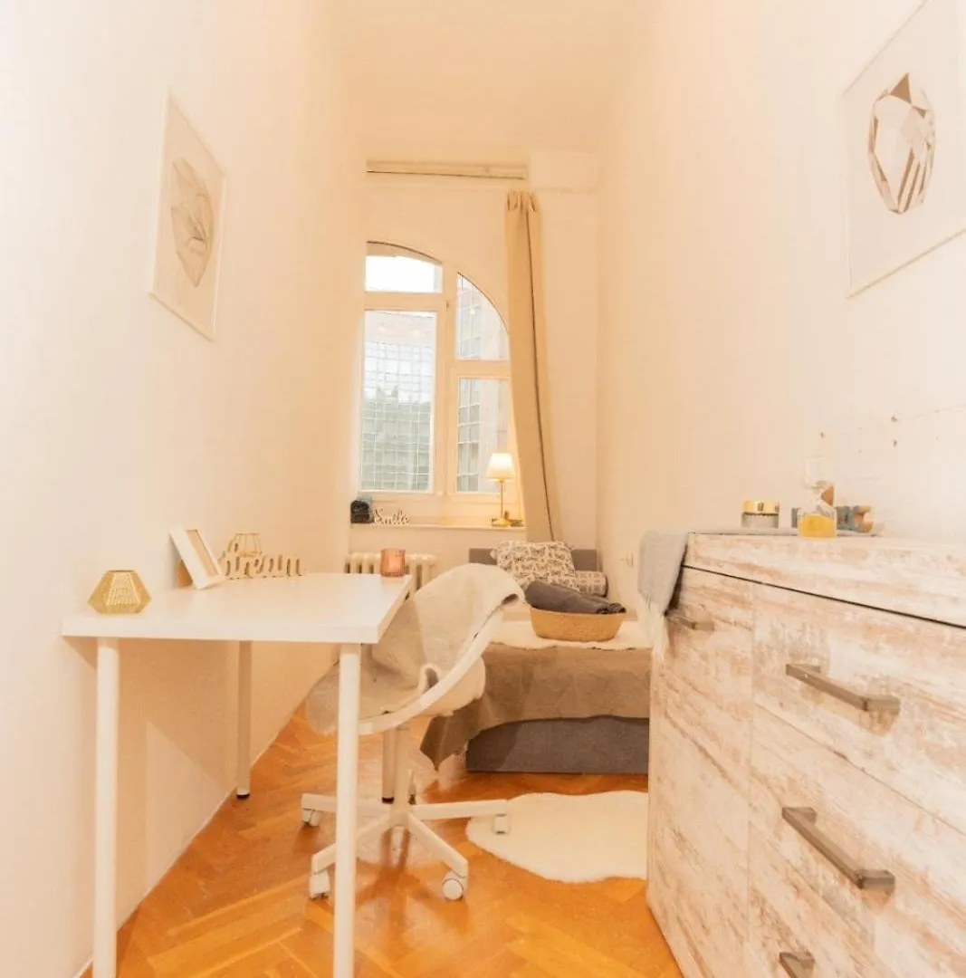 Vaci Utca Street Full Centrum Budapeste Apartamento